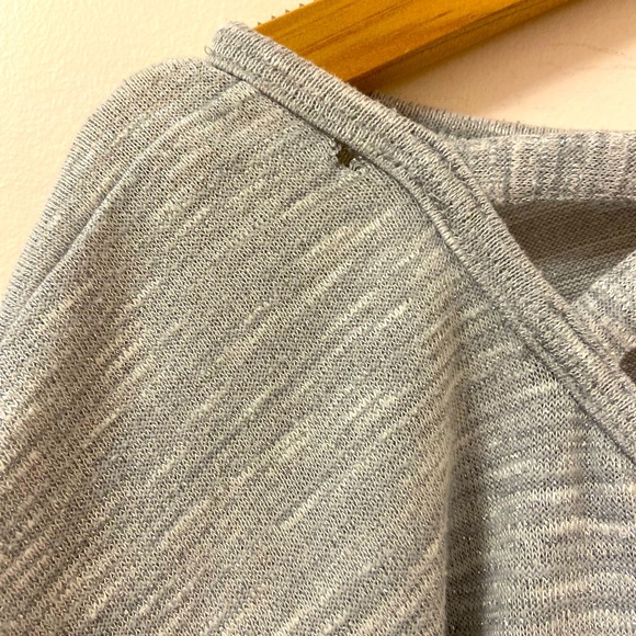 George girls grey Poncho. Size: 6. - Picture 2 of 6